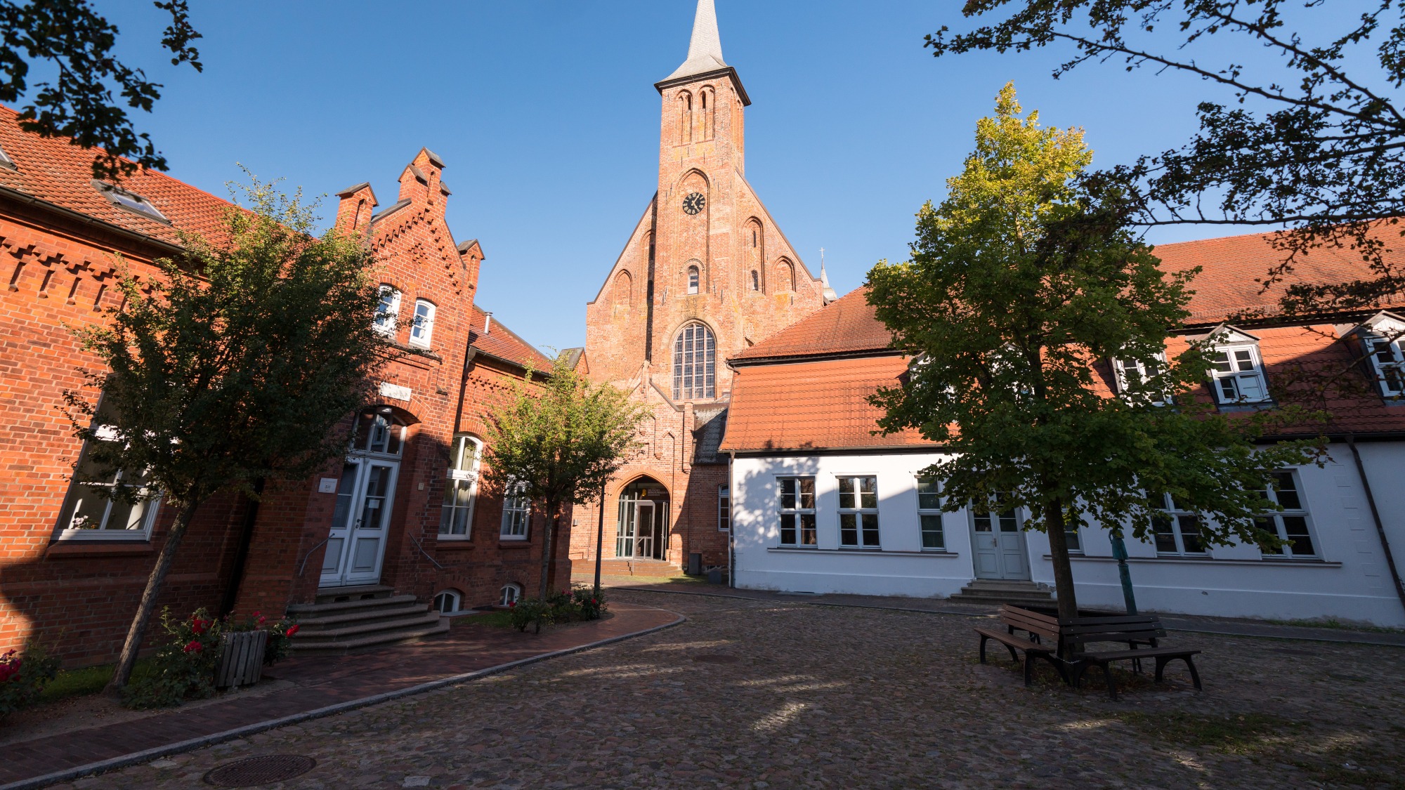 Kostenfreier Eintritt in das Bernsteinmuseum und Kloster
